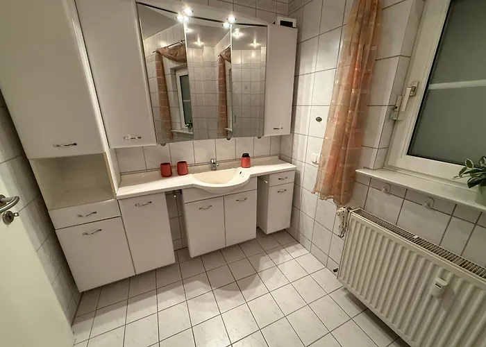 Charmante In Stilvoll Geraeumig * Garbsen