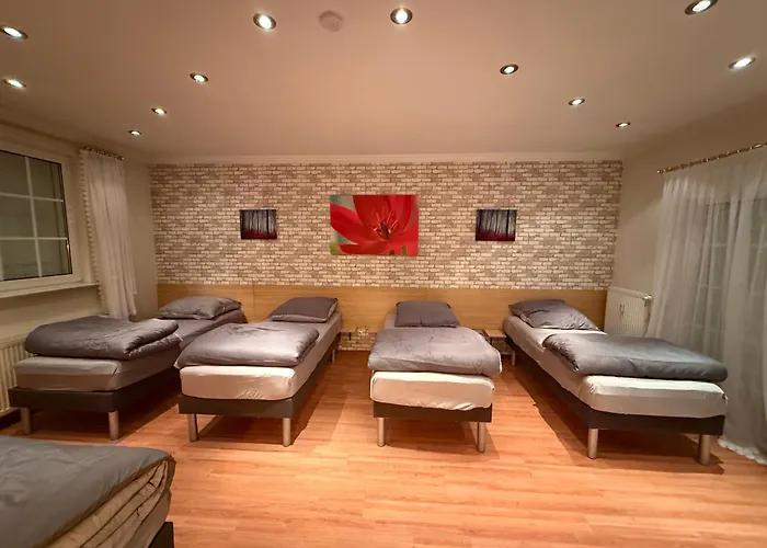 Charmante In Stilvoll Geraeumig Nyaraló